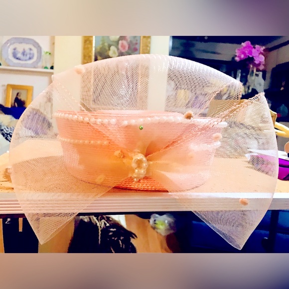 Vintage Pillbox Hat 1960-70 beaded & bow Fun - Picture 4 of 8